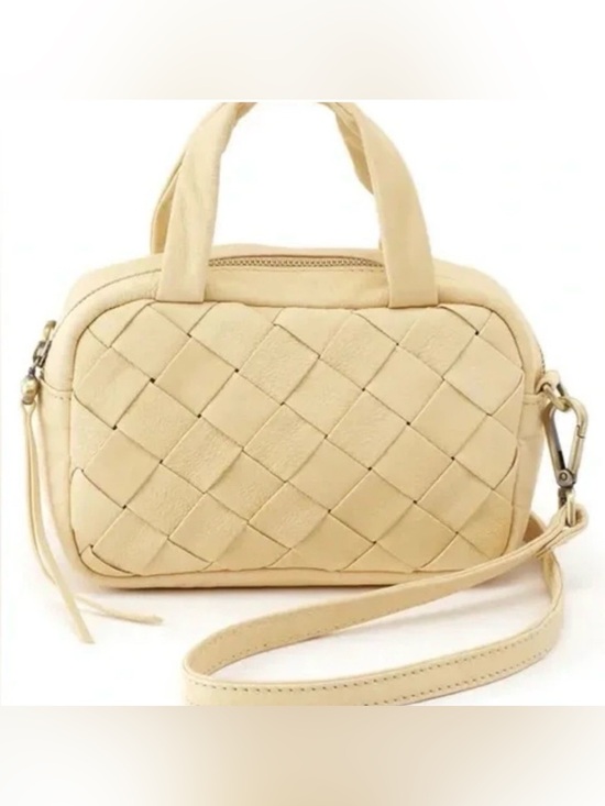 HOBO Handbags - Hobo NWT Leather Maze Convertible Crossbody/Satchel in Buff/Cream